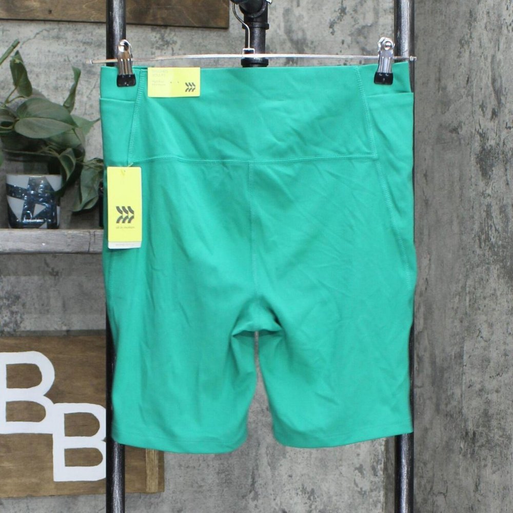 NWT All In Motion Women's Brushed Sculpt Bike Shorts L Vibrant Green - Picture 3 of 6